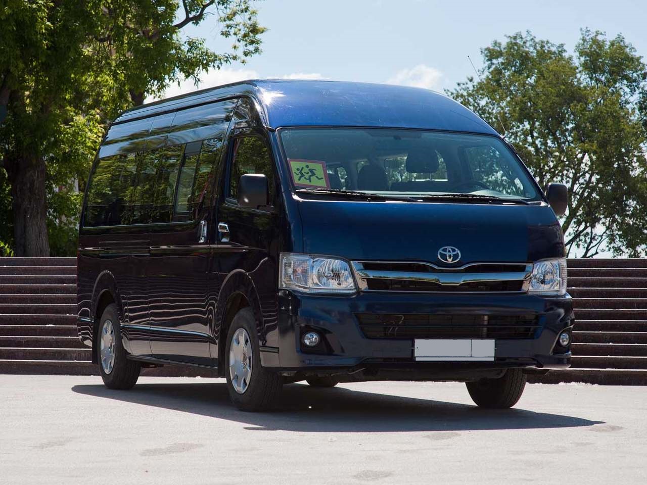 Заказ и аренда Toyota Hiace с водителем в Кургане - транс-курган